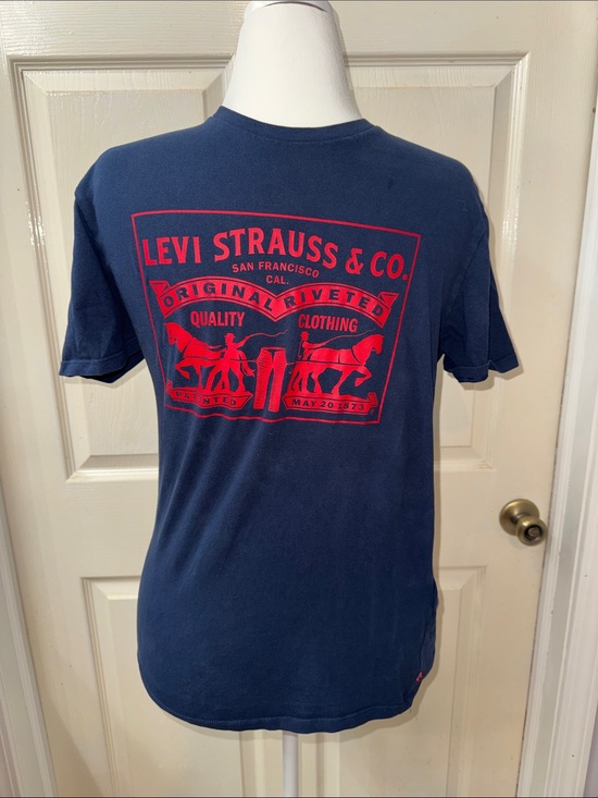 Levi's Other - Levi's Navy Blue Classic Logo Short Sleeve Navy Tee with Red Back Graphic Size M